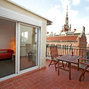 https://sant-pau-apartments.topbarcelonahotels.com