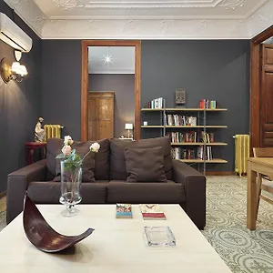 https://fewdays-barcelona-apartments.topbarcelonahotels.com